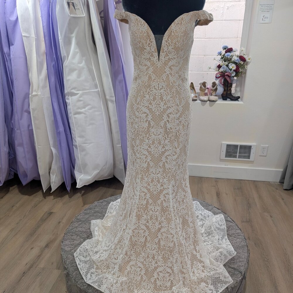 Private Label Clarisse Wedding Dress Size 8